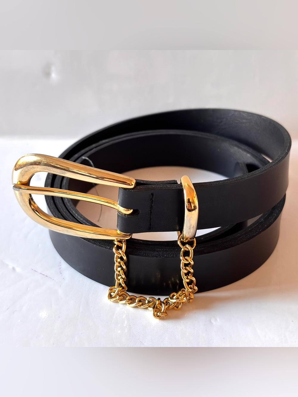 Black leather belt Landes Canada gold tone buckle chain